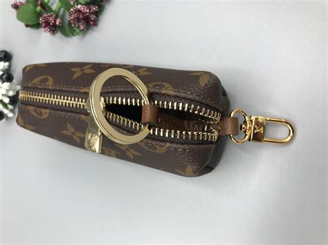 key chain wallet louis vuitton|louis vuitton coin keychain.